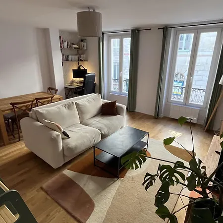 T3 Bright And Quiet 2 Steps Montmartre Batignolles Parigi